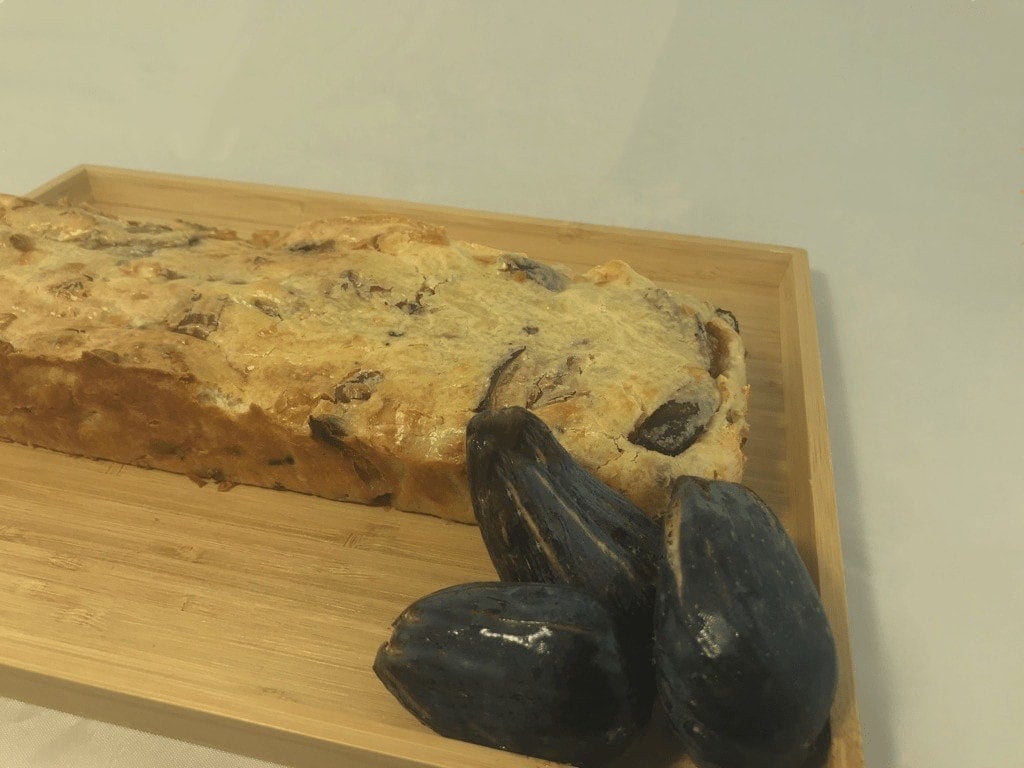 Fig and Bacon cake